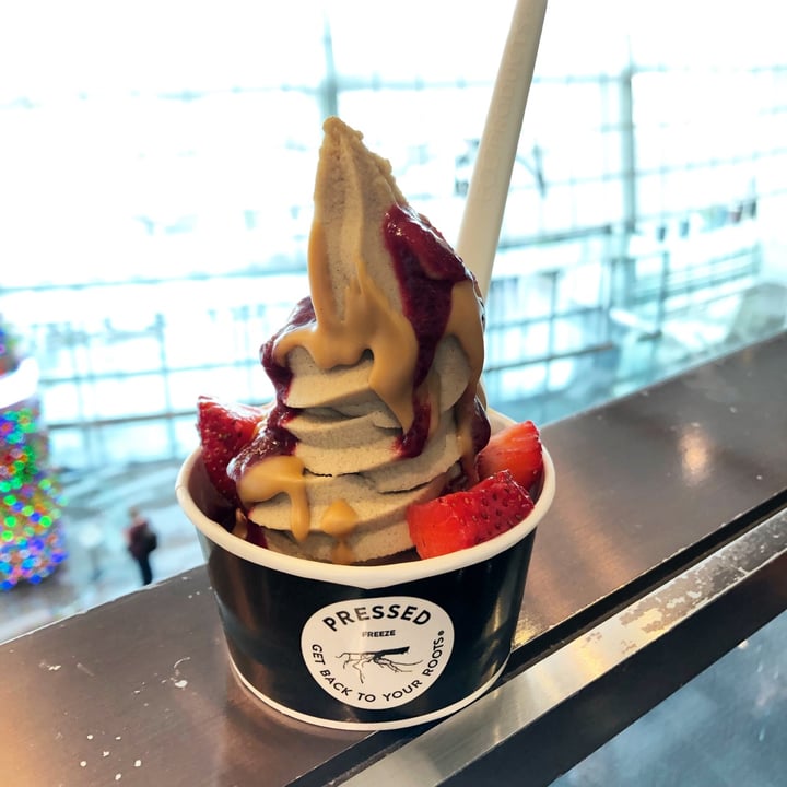 Pressed Juicery Las Vegas, United States PB and J Almond freeze Review