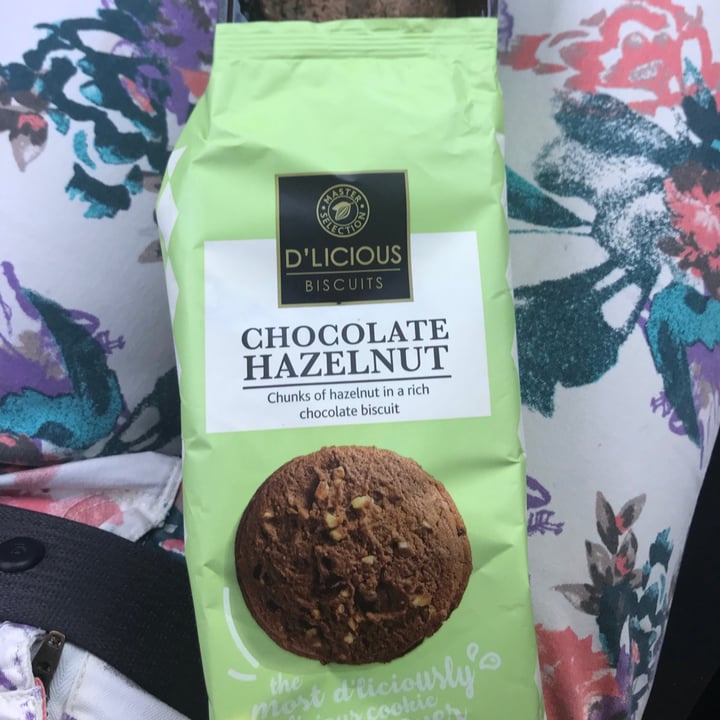 photo of D’Licious Biscuits Chocolate Hazelnut shared by @sineadf on  30 Sep 2020 - review