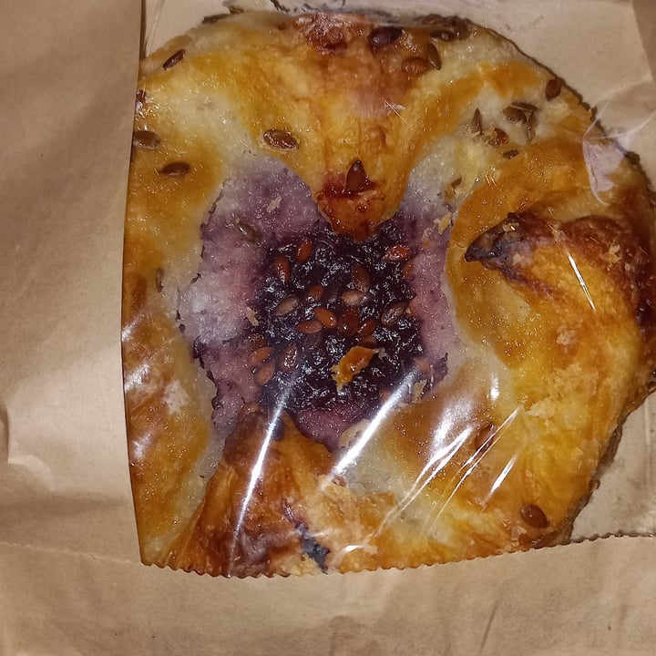 Pick n Pay Vegan Cherry Crown Review abillion