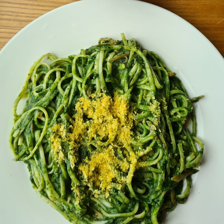 nomVnom Bistro Singapore River, Singapore Pesto Linguine Review abillion