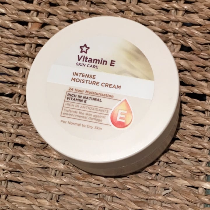 Superdrug Store plc Vitamin E Skin Care Intense Moisture Cream Reviews