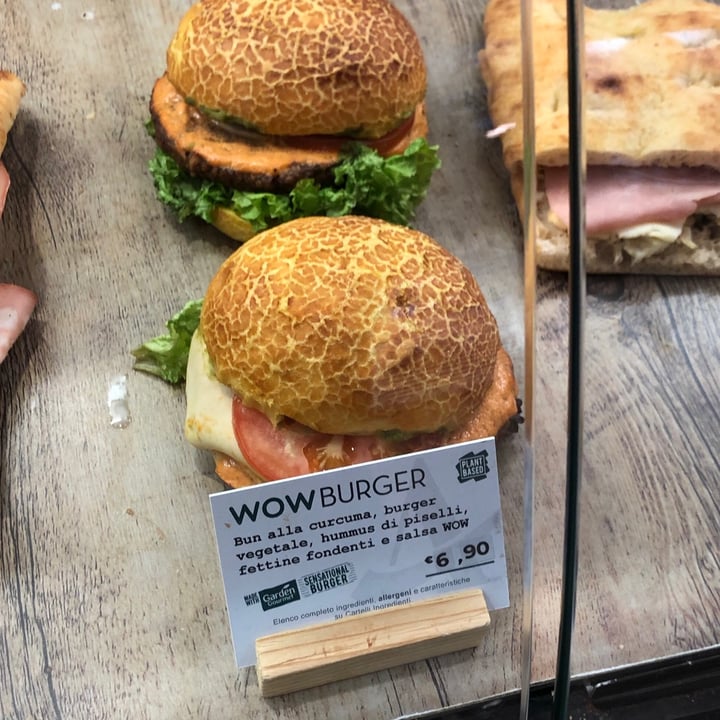 Autogrill Modena, Italy WOW burger Review abillion