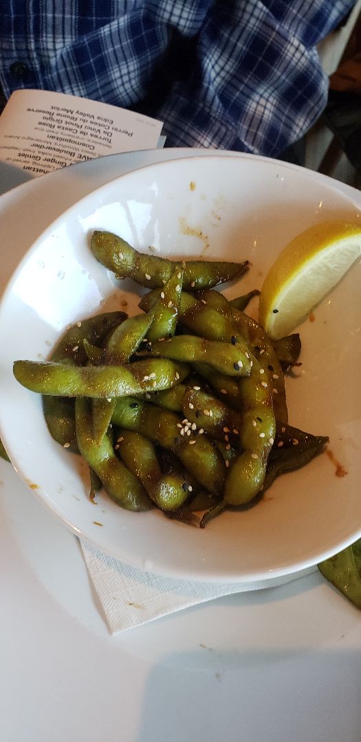 Crave American Kitchen & Sushi Bar Blackstone, Saint Louis Park, United