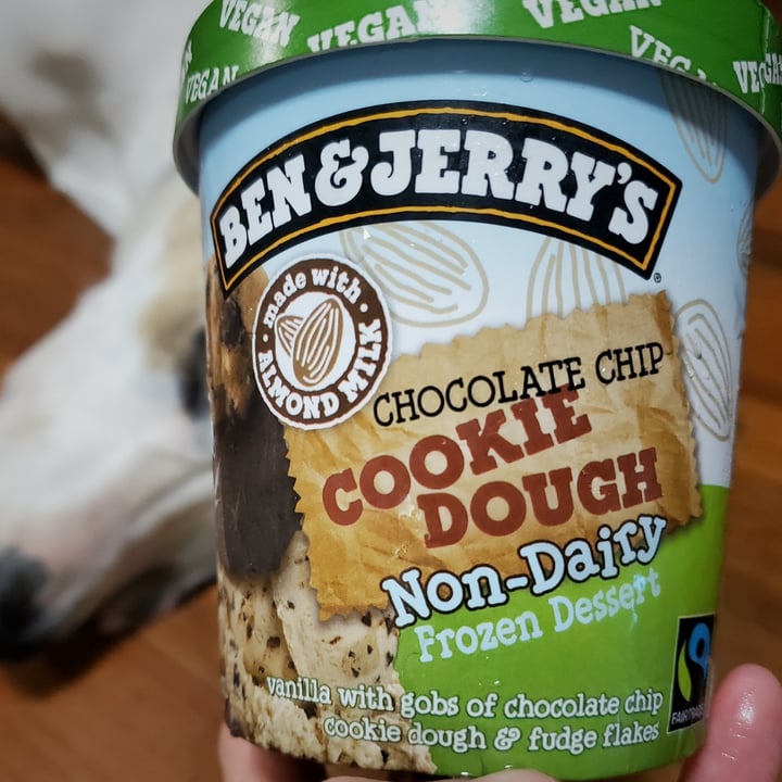 Ben & Jerry's Ben & Jerry’s Vegan Chocolate Chip Cookie Dough chunks
