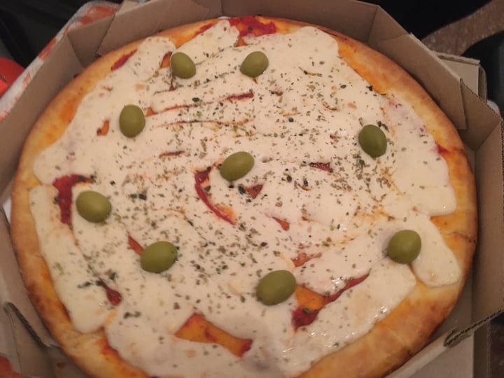 Empanadas de 10 Ciudadela, Argentina Pizza Con Muza Linia Vegana Review |  abillion