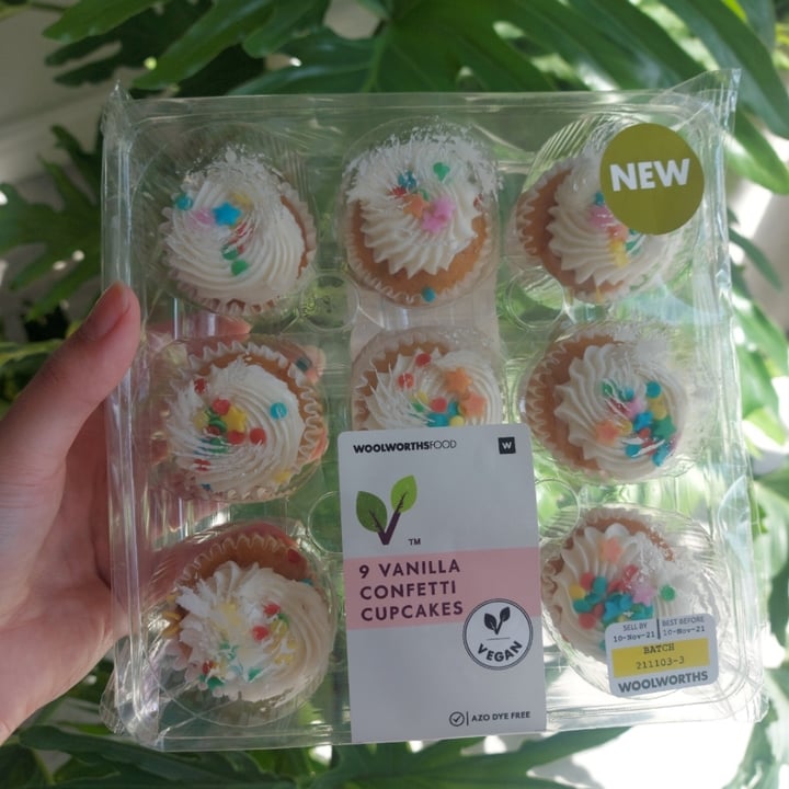 Woolworths Food 9 Vanilla Confetti Cupcakes Review abillion
