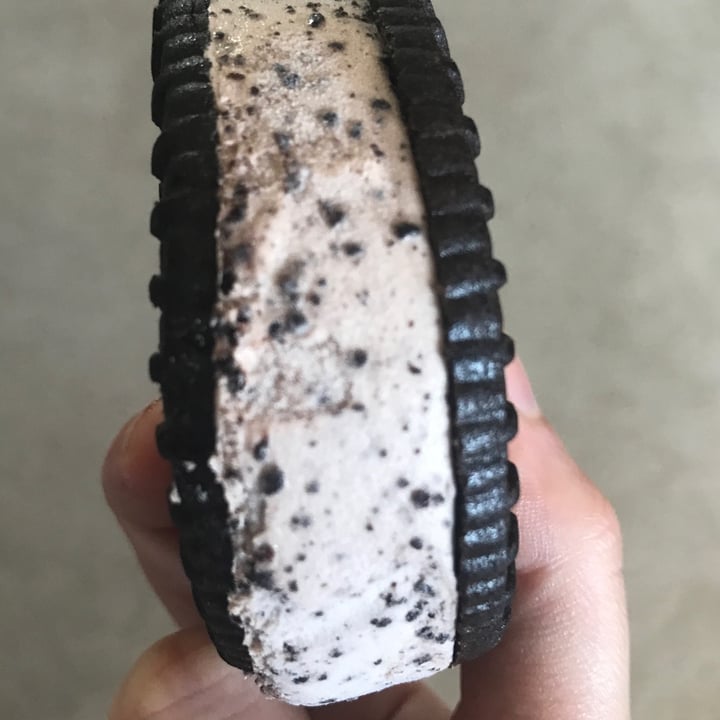 review photo of Simply Nature Ice Cream Sandwich shared by @rocior on 01 Sep 2022 - review