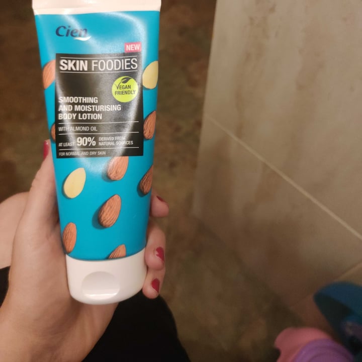 Cien Smoothing and Moisture Body Lotion with Almond Oil Review abillion