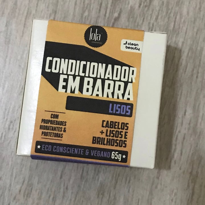photo of Lola Cosmetics Condicionador Em Barra Lisos shared by @joytargino on  10 Sep 2021 - review