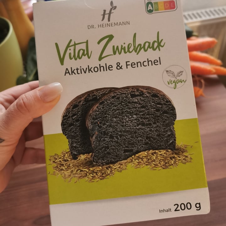 dr.heinemann Vital Zwieback Aktivkohle &amp; Fenchel Review | abillion