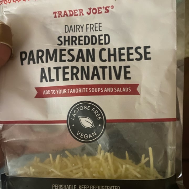 Trader Joe's Dairyfree shredded parmesan cheese alternative Review