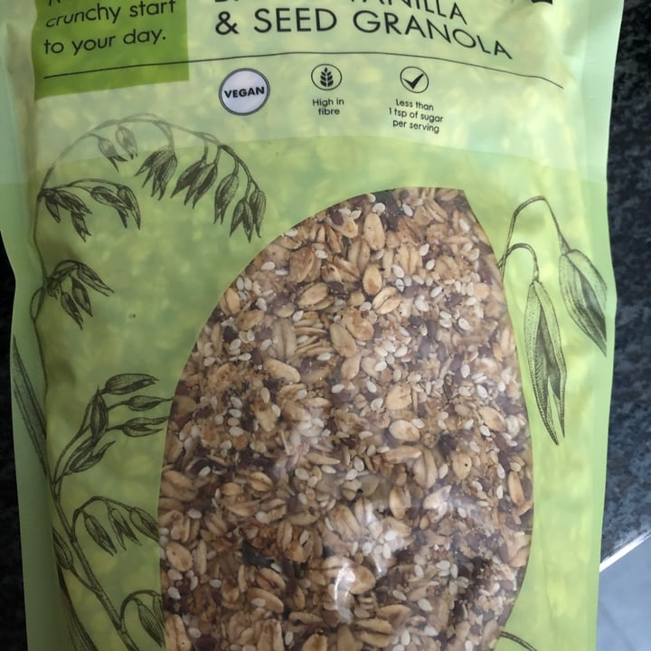 Woolworths Baked Vanilla and Seed Granola Reviews abillion