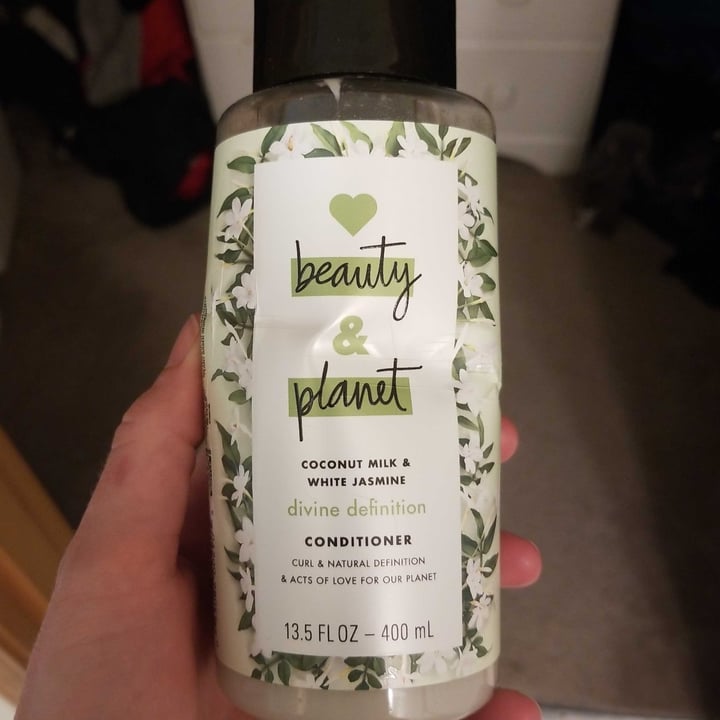 Love Beauty and Coconut Milk & White Jasmine Conditioner Review