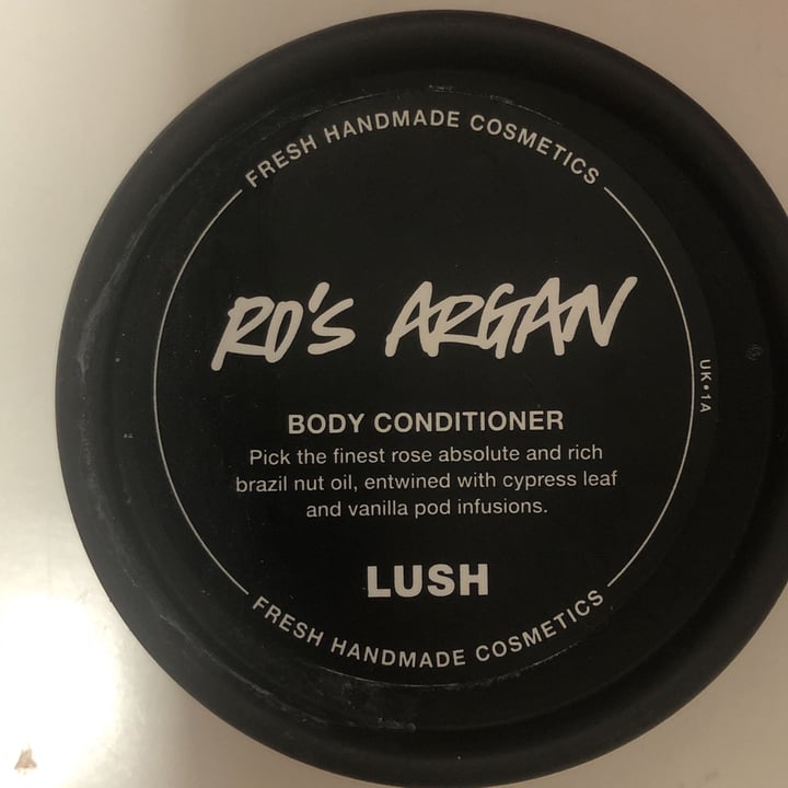 LUSH Fresh Handmade Cosmetics Ro’s Argan Body Conditioner Review abillion