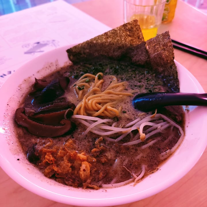 vegan-ramen-shop-muran-w-r-dmie-cie-warszawa-poland-creamy-shio