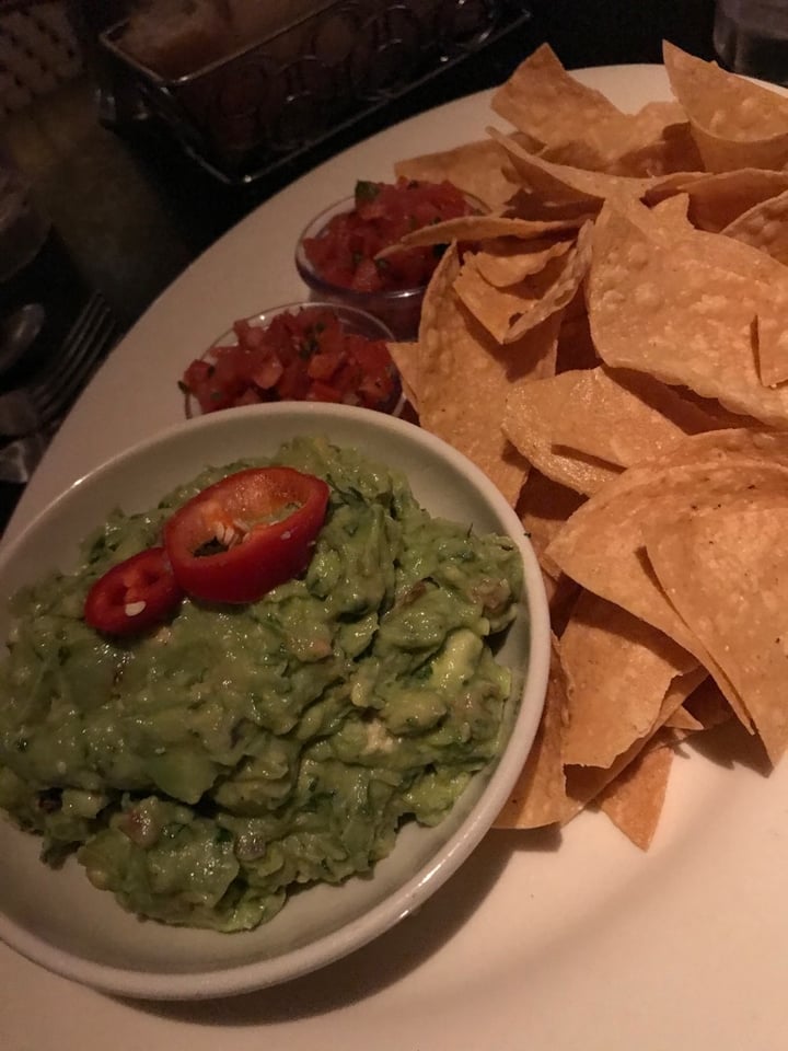The Cheesecake Factory Guacamole And Chips Reviews abillion