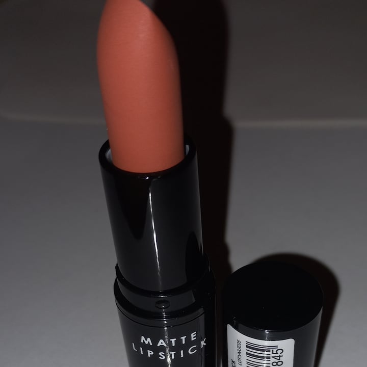 MUA Make Up Academy Matte Lipstick – Vegan, In Farbe Survivor