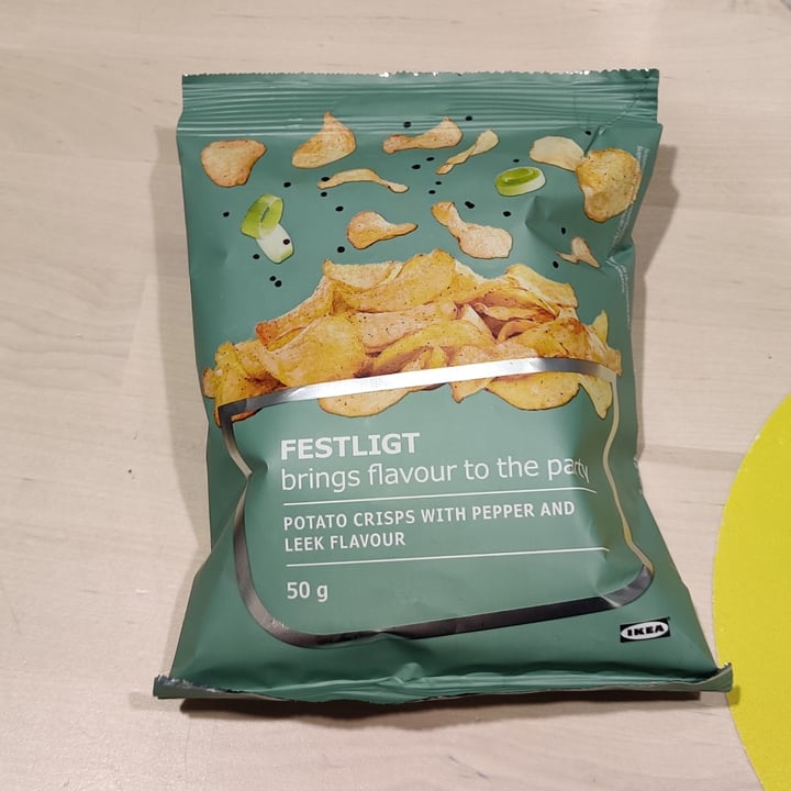 Ikea Festlight Potato Chips w/ Pepper & Leek Flavor Review abillion