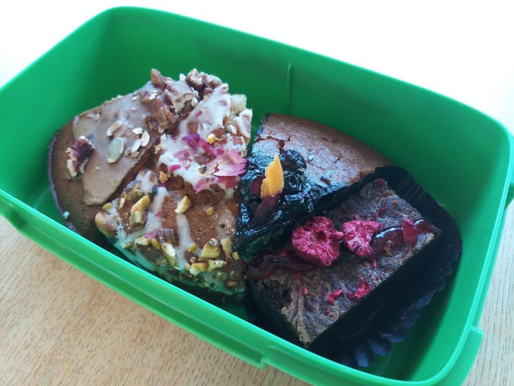 review photo of Well Dressed Salad Bar Rustic vegan bakes shared by @berbernicee on 30 Aug 2019 - review