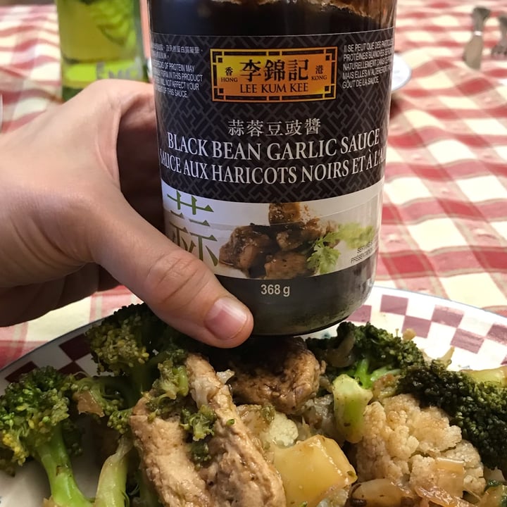 Lee Kum Kee Black bean garlic sauce Review abillion