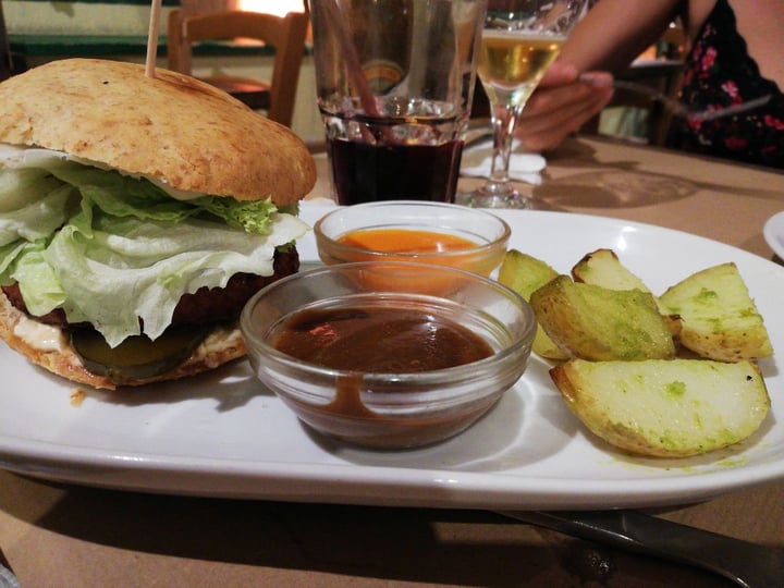 review photo of Vegetalia Hamburguesa moving mountain 😊💕 shared by @elenatova on 18 Aug 2019 - review