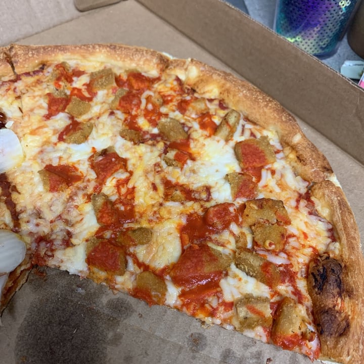 Milford Pizza Palace Buffalo chick’n pizza Reviews | abillion