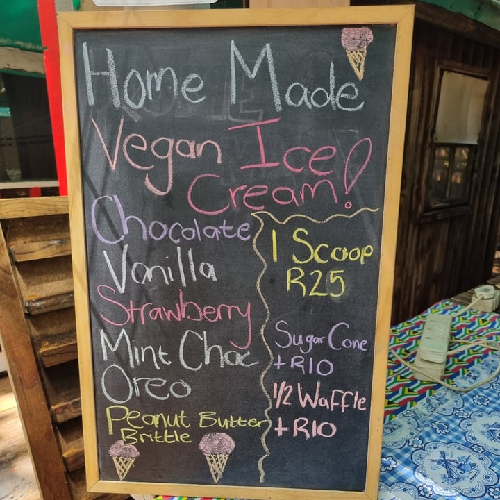 The Fro Co. foods Peanut Butter Brittle Ice Cream Reviews abillion