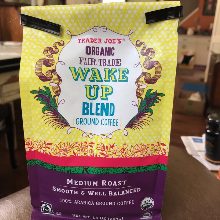 Trader Joe's Wake Up coffee blend Review abillion