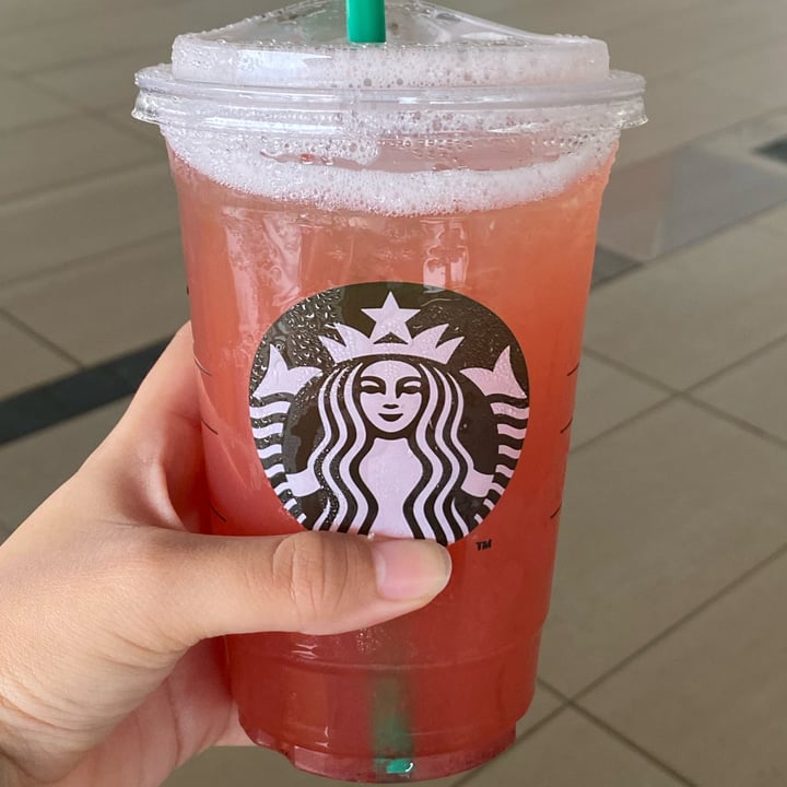 Starbucks Strawberry oolong tea Review abillion