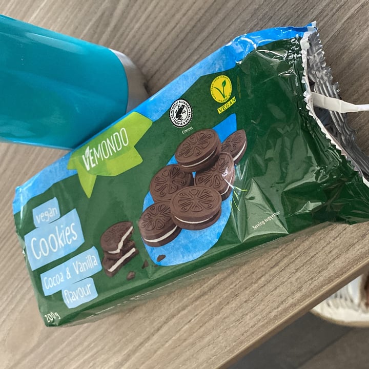 Vemondo Vegan cookies Cocoa and Vanilla Review abillion