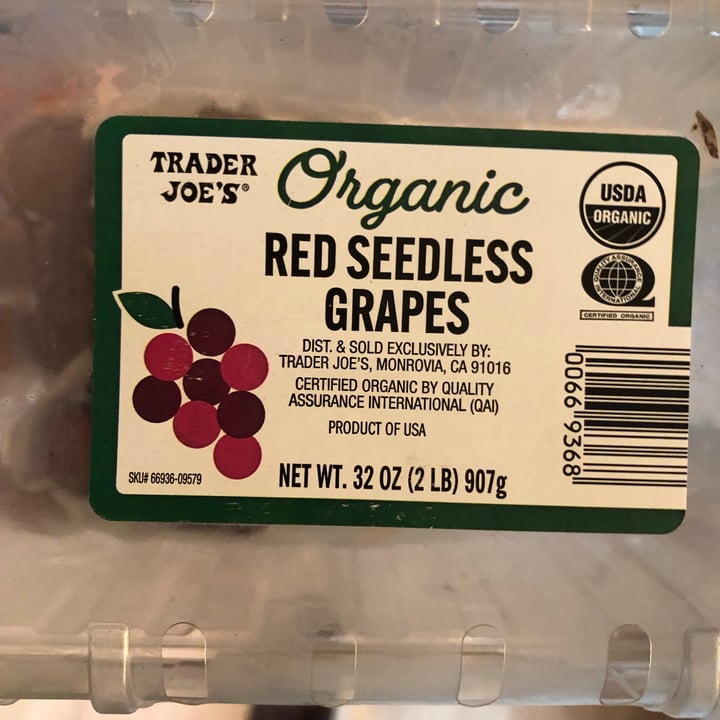 Trader Joe's Organic seedless red grapes Review abillion