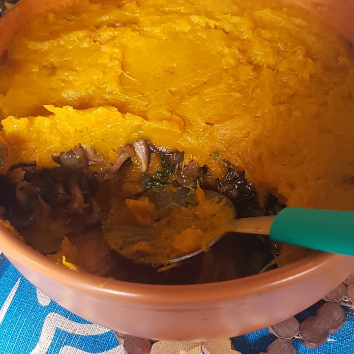 AMANTI Cozinha Vegana Escondidinho de abobora japonesa com shimeji e