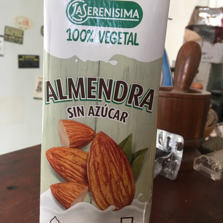 review photo of La Serenísima Leche de almendras shared by @gabibalcarce on 10 Aug 2022 - review