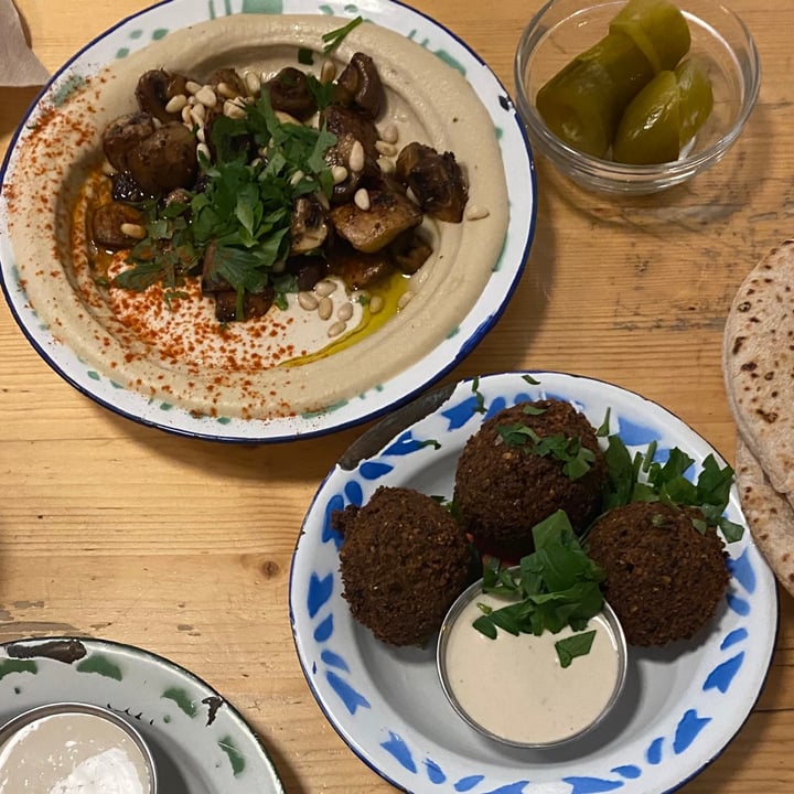 Mashery Hummus Kitchen Innenstadt, Köln, Germany falafel Review