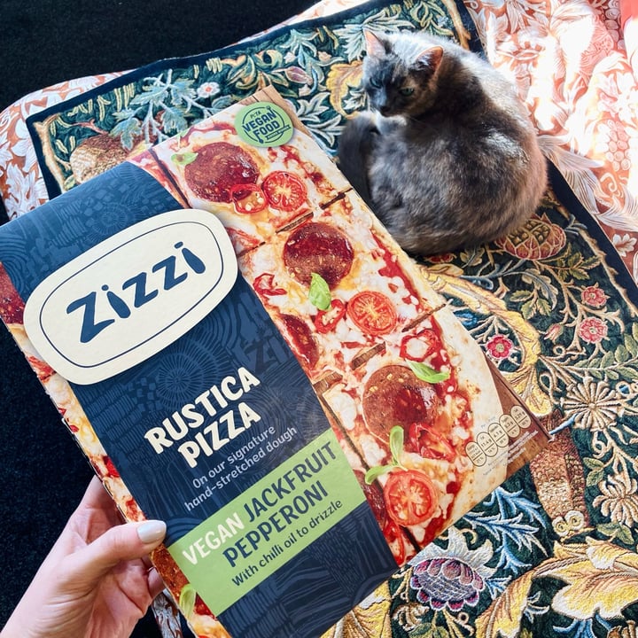 Zizzi Vegan Jackfruit Pepperoni Rustica Pizza Reviews abillion