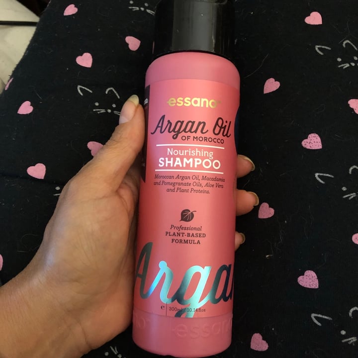 Essano Nourishing shampoo Review abillion