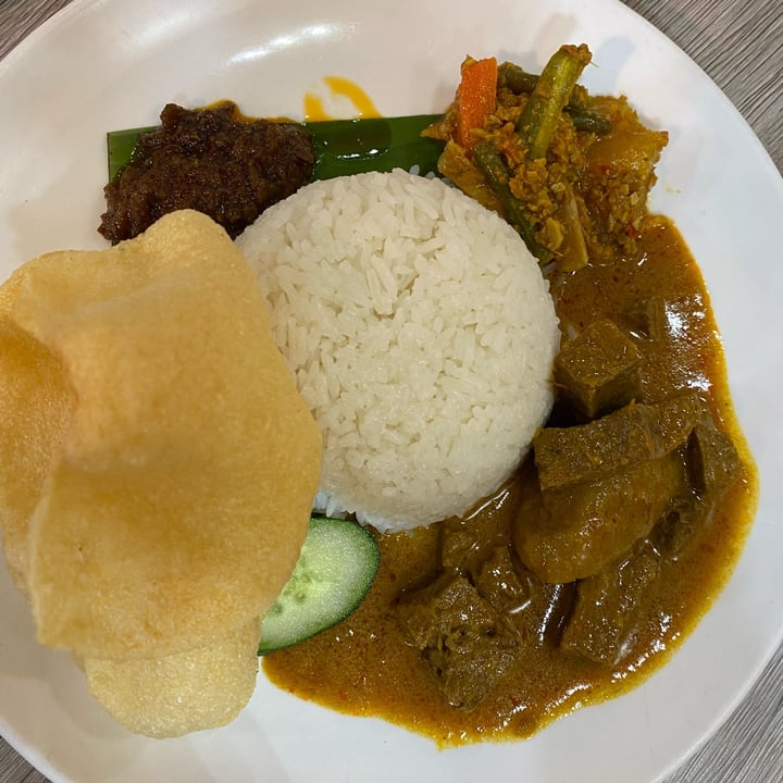 photo of Yishensu - A Vegetarian Connoisseur Nasi Lemak shared by @culinaryworkout on  28 Feb 2022 - review