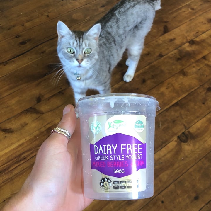 Kingland Dairy Free Greek Style Yoghurt Mixed Berries + Chia Review