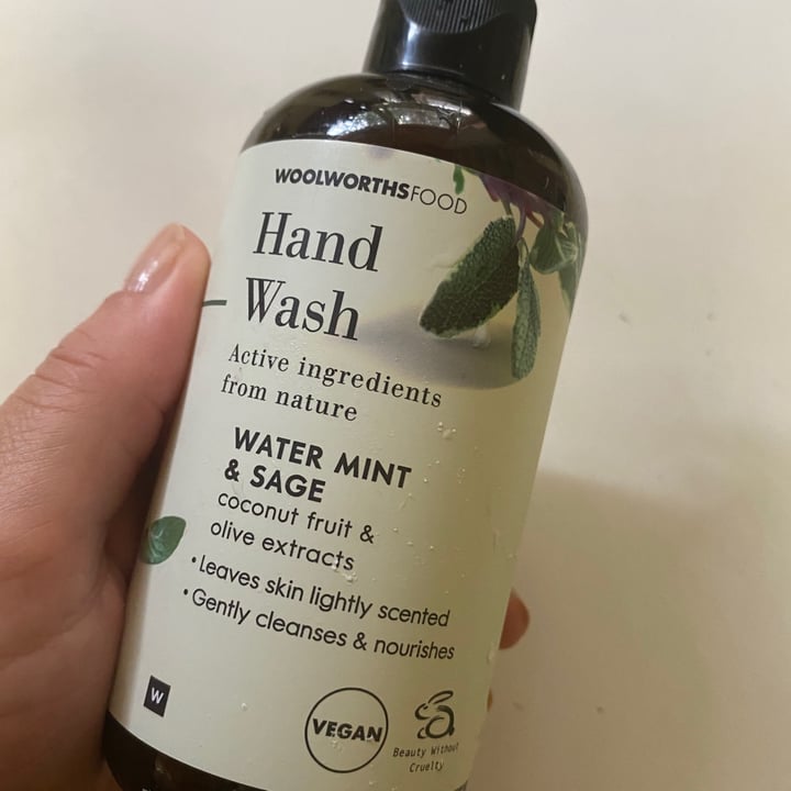 Woolworths Hand wash water mint & sage Review abillion