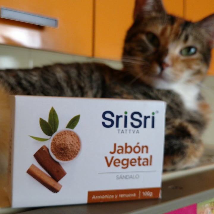 review photo of SriSri Tattva Jabon Vegetal de Sandalo shared by @sandra0206 on 11 Feb 2022 - review