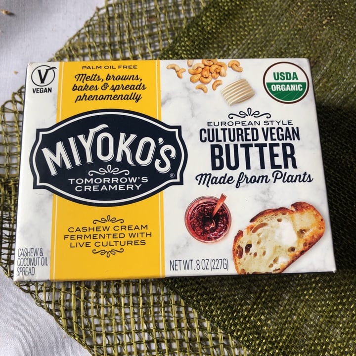 photo of Miyoko's Creamery European Style Cultured Vegan Butter Hint of Sea Salt shared by @emmaleigh on  05 Apr 2020 - review