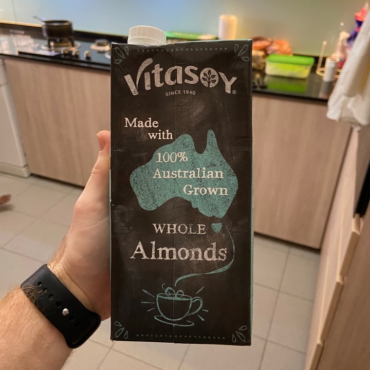 Vitasoy The Soy Experts Almond Milk (Unsweetened) Review abillion