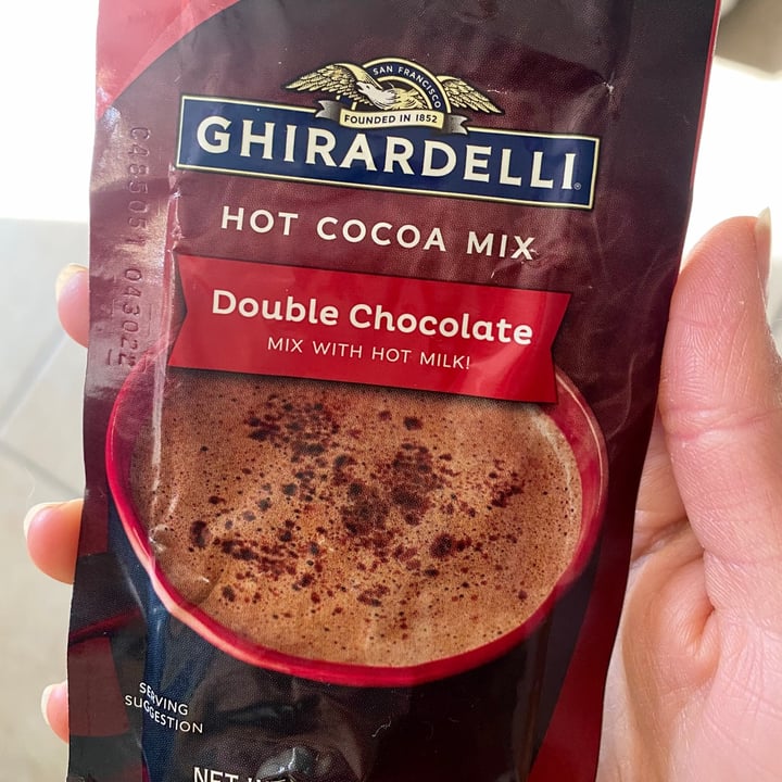Ghirardelli 0.95 oz. Premium Hot Cocoa Mix Packet - 250/Case