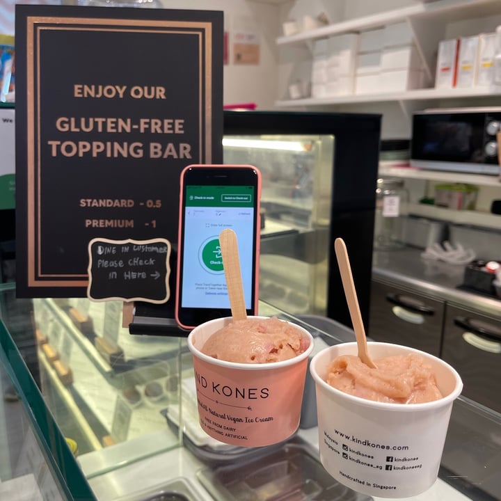 review photo of Kind Kones Rose & lychee shared by @amazinganne on 25 Aug 2021 - review
