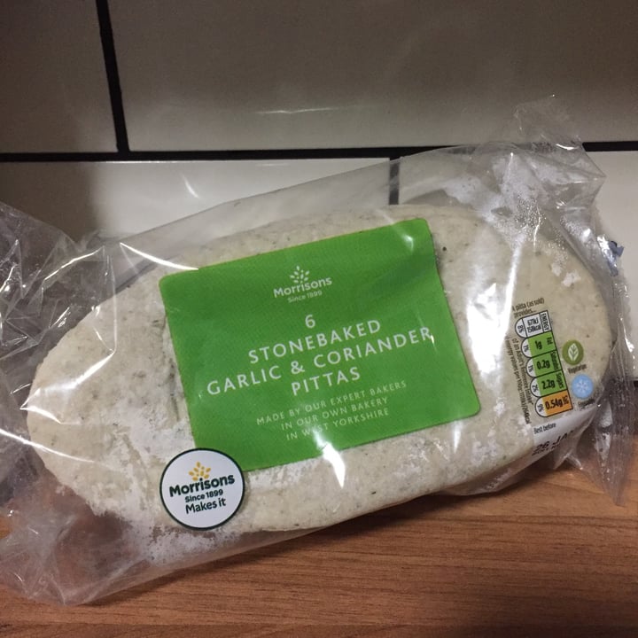 Morrisons Garlic and coriander pitta breads Review abillion