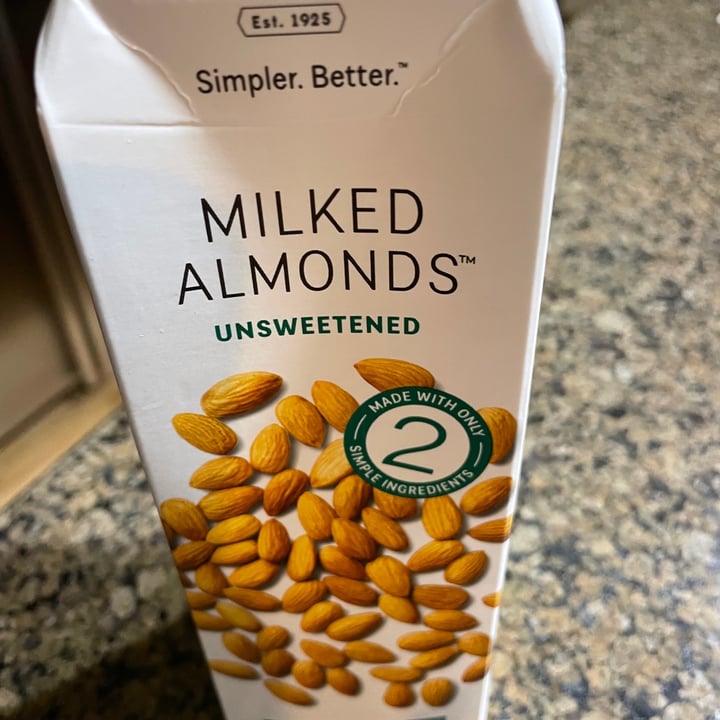 Elmhurst 1925 Milked Almonds Unsweetened Review abillion