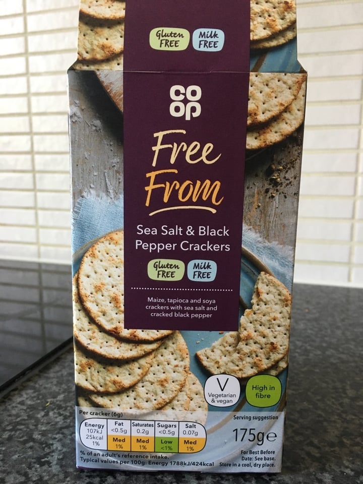Coop Free From Black Pepper Crackers Reviews abillion