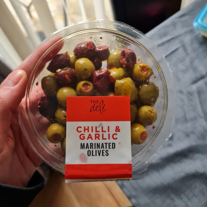 ALDI Chilli & Garlic Marinated Olives Reviews abillion