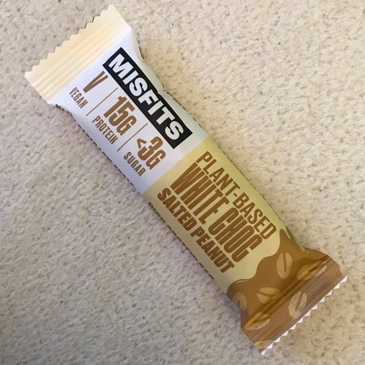 review photo of Misfits Plant based white choc salted peanut shared by @mollierosepowell on 23 Jun 2021 - review