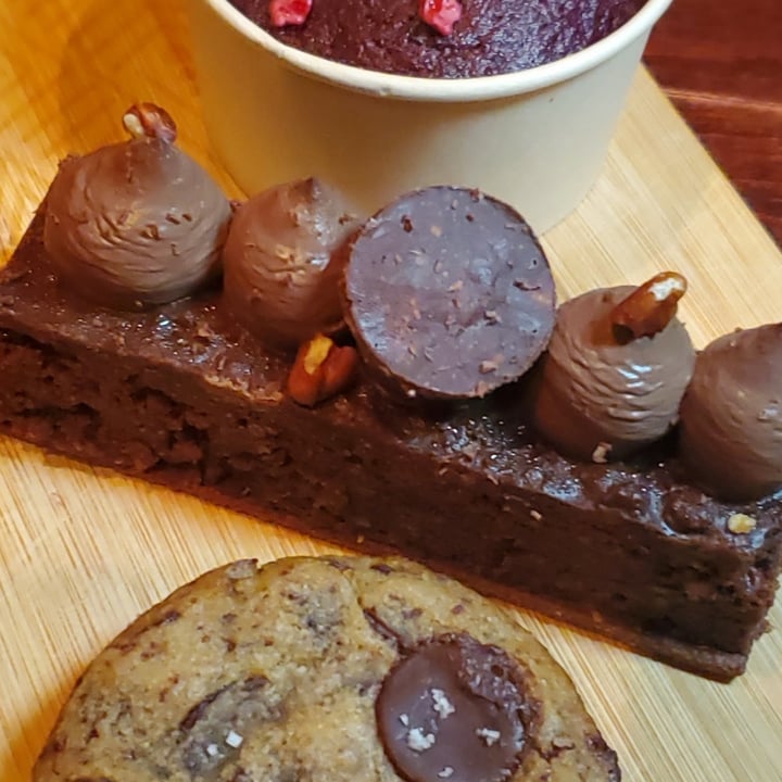 Pâtisserie Zébulon Chocolate Hazelnut Brownie Reviews abillion